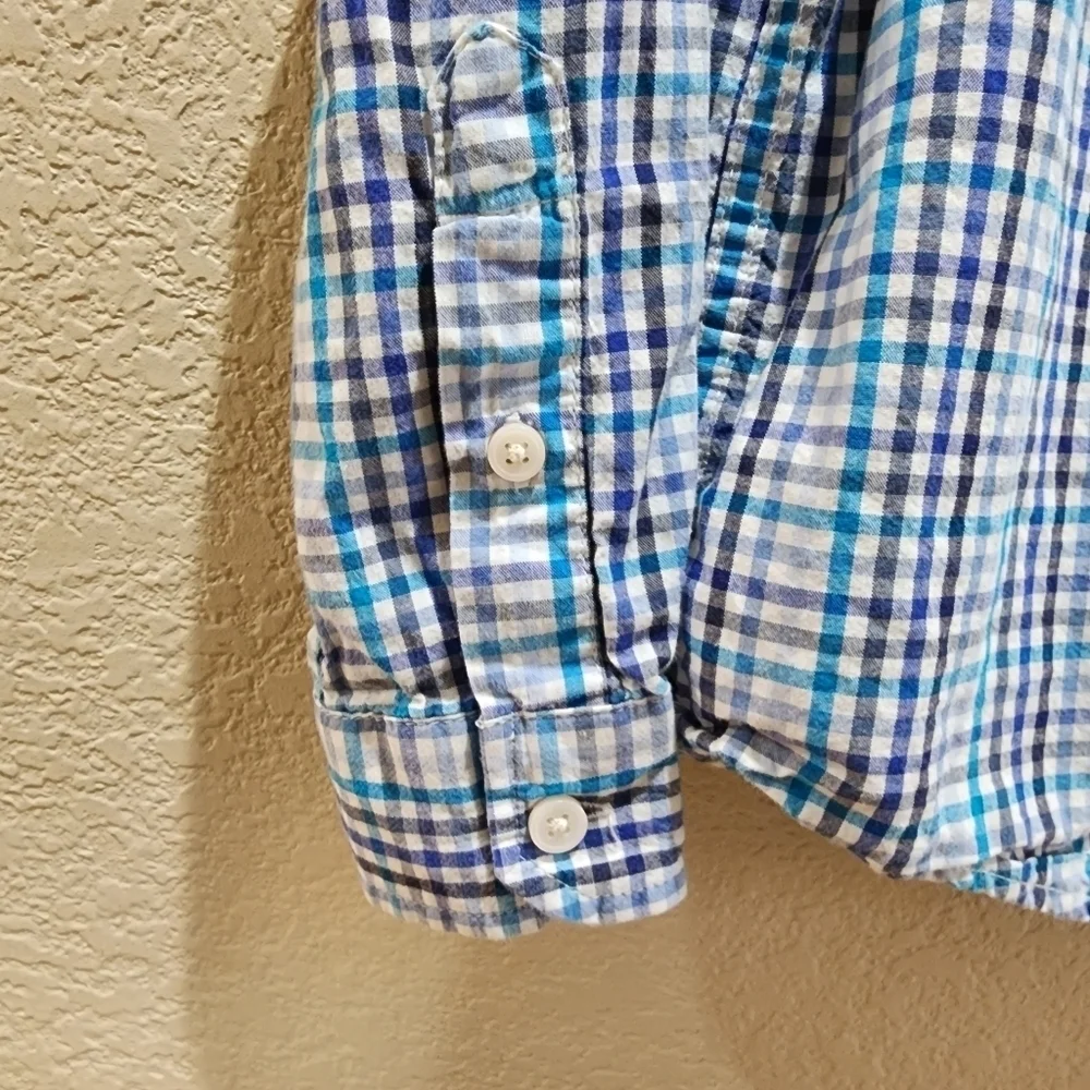 Childrens Place Long sleeve blue and white plaid button up shirt Size S 5/6